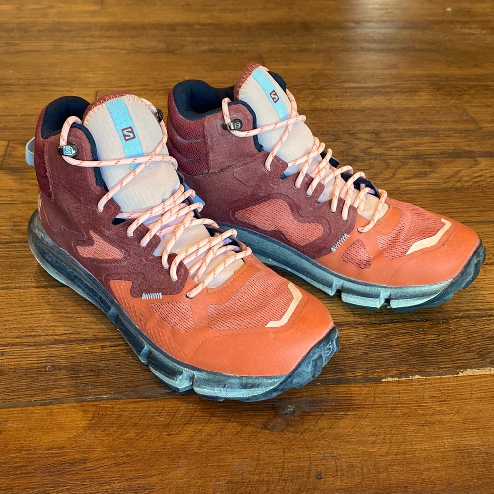 Salomon Predict Women’s Hiking Boots